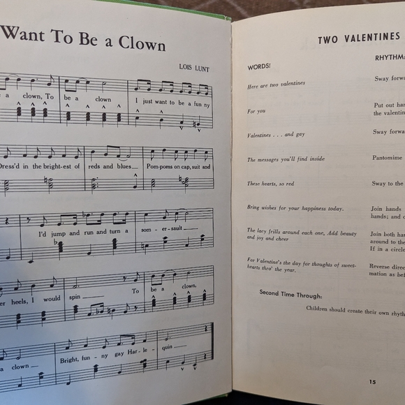 Hop Skip and Sing By Lois Lunt - Picture 5 of 8